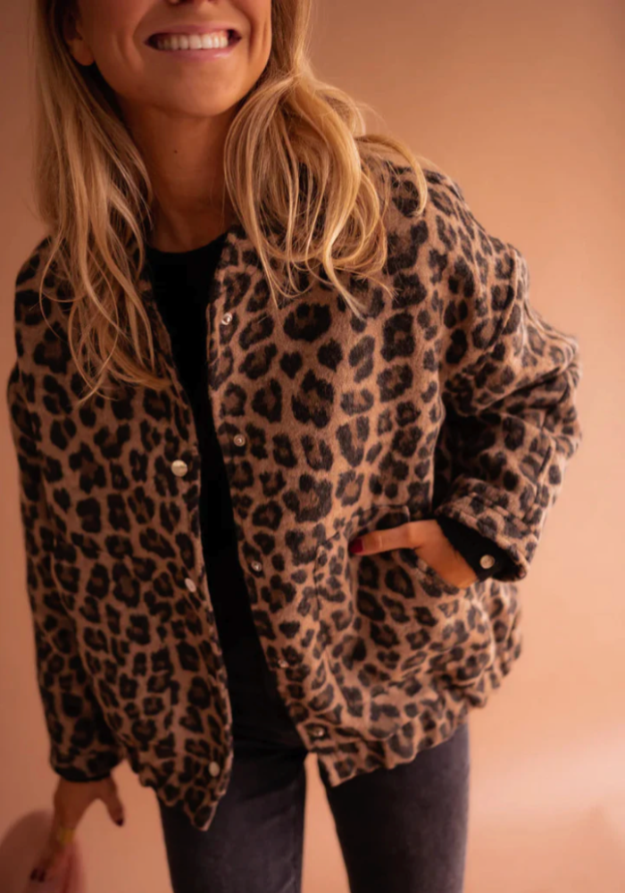 LÉONA™ | La veste bomber léopard